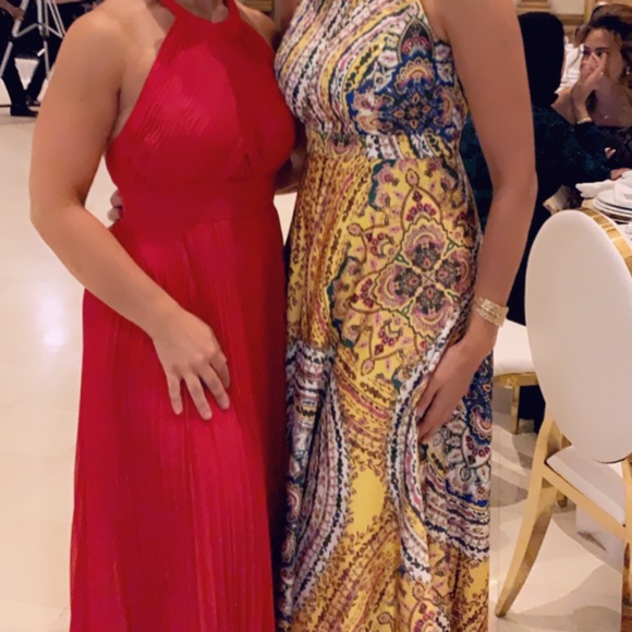 Dress - Picture 2 of 7